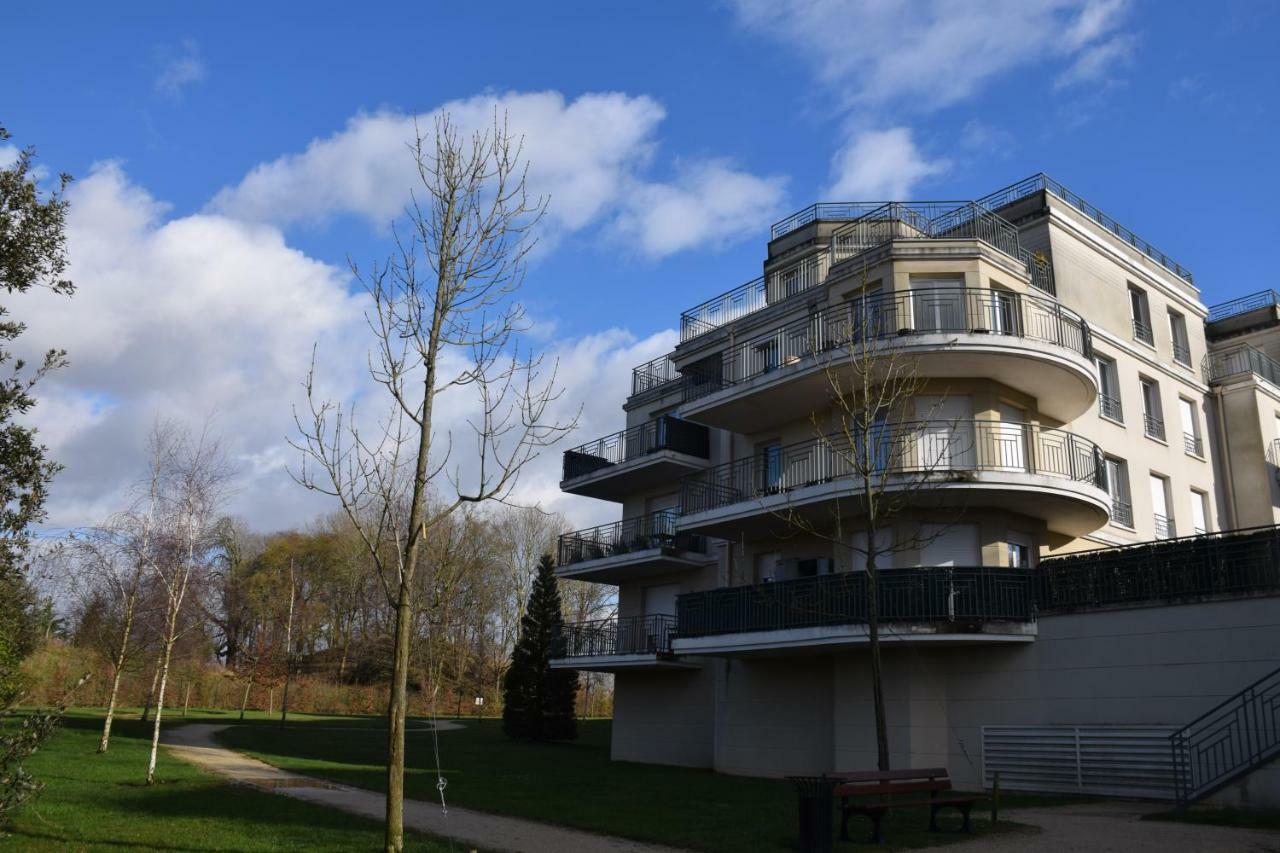 Appartement Avec Rez De Jardin A Disneyland Montévrain Exterior photo